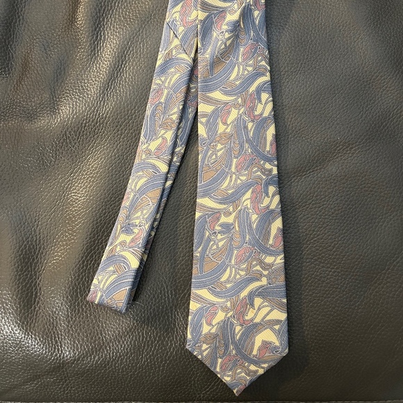 VTG Christian Dior Silk Tie 💙 - Picture 5 of 5